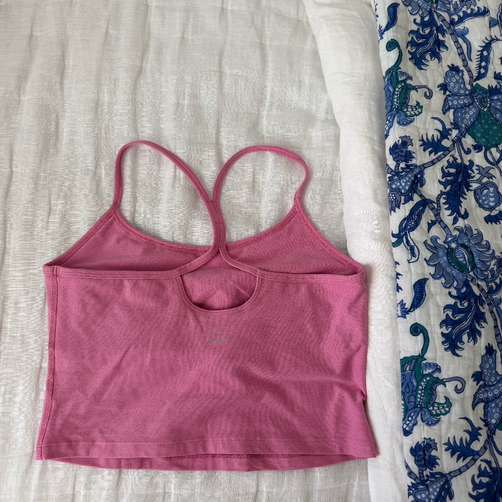Bundle of Beyond Yoga Tanks - Picture 3 of 8